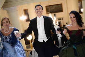 Il Ballo italiano a Malta_al centro Nino Graziano Luca