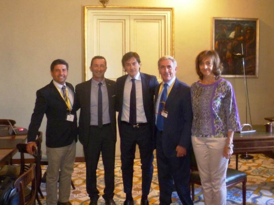 Optimized by JPEGmini 3.12.0.3 0xe5f25bd7