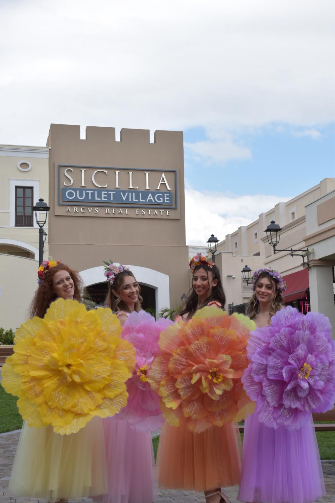 Happy Weekend 2026_sov