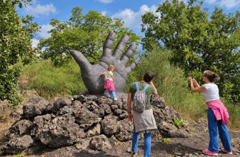 ODISSEA IN SICILIA, BUONA LA PRIMA: AL PARCO DEI MITI IL VIAGGIO DI ULISSE CONQUISTA GRANDI E PICCOLI