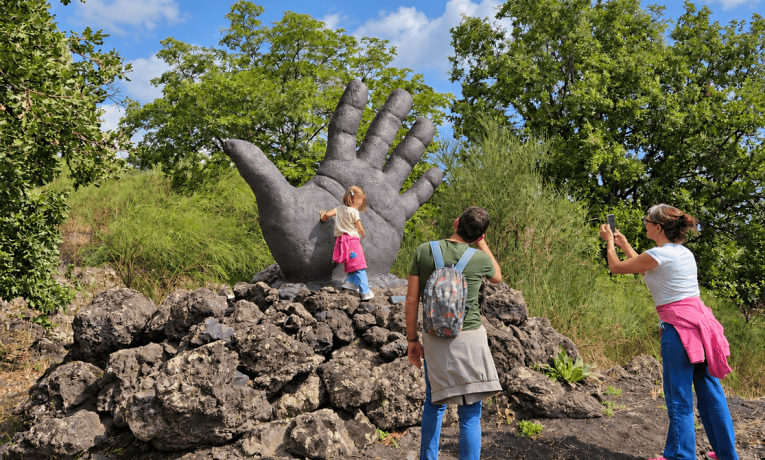 ODISSEA IN SICILIA, BUONA LA PRIMA: AL PARCO DEI MITI IL VIAGGIO DI ULISSE CONQUISTA GRANDI E PICCOLI