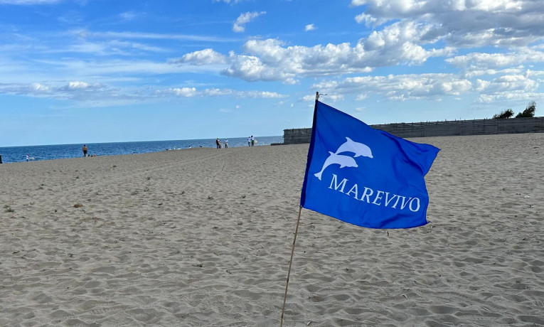 BLUE DAY, OLTRE 100 DIPENDENTI SIBEG COCA-COLA IN CAMPO CON MAREVIVO PER RIPULIRE LA PLAIA DI CATANIA