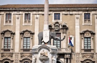 PIANO CASA CATANIA, PLAUSO DEGLI ORDINI