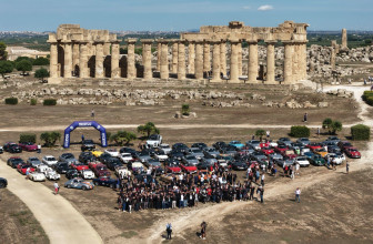LE BELLEZZE DI SICILIA INCONTRANO LE AUTO D’EPOCA