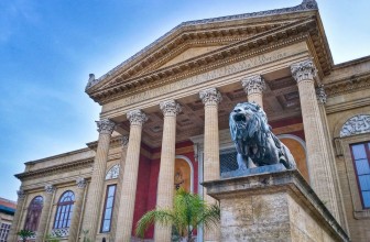 TOURABILITY A PALERMO: PORTE APERTE AL TEATRO MASSIMO PER LE PERSONE CON DISABILITÀ