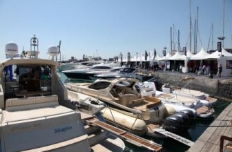 NAUTA AL PORTO DI ACITREZZA