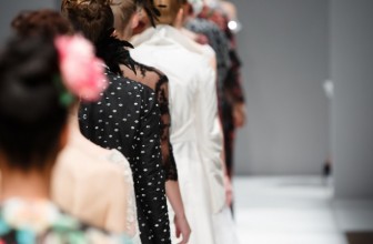 MODA E SOLIDARIETÀ: SICILIA OUTLET VILLAGE SOSTIENE IL “DÉFILÉ D’AMOUR” ROTARIANO